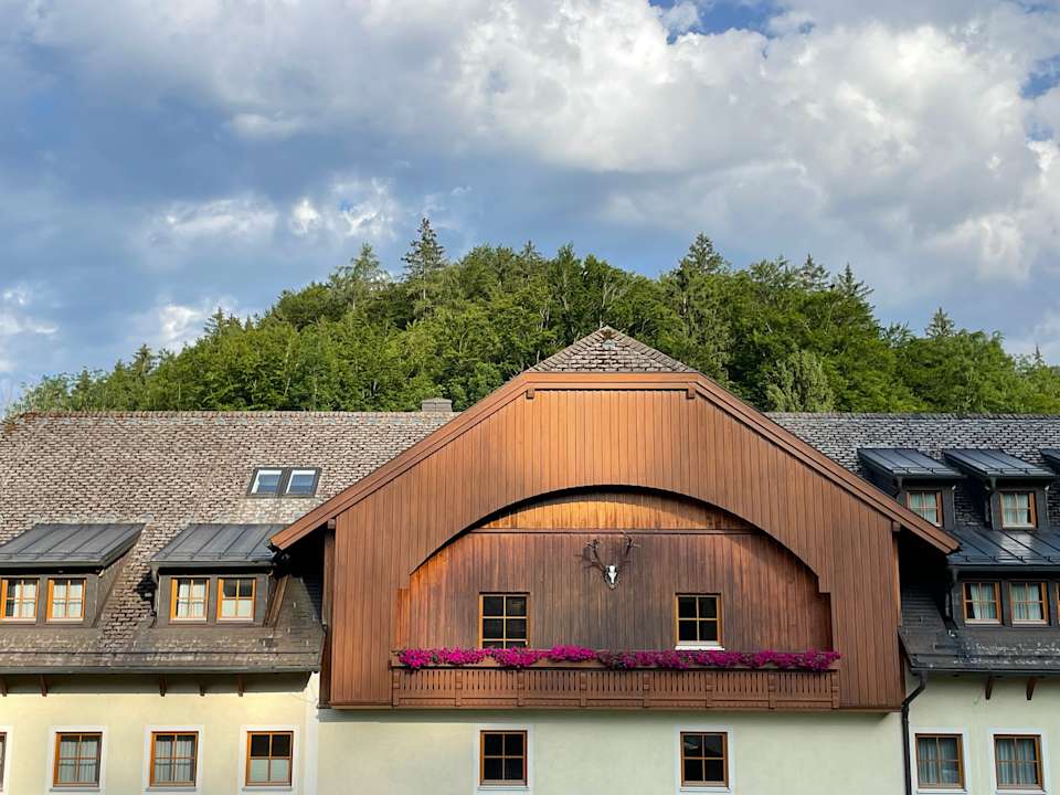 Außenansicht Arabella Jagdhof Resort am Fuschlsee