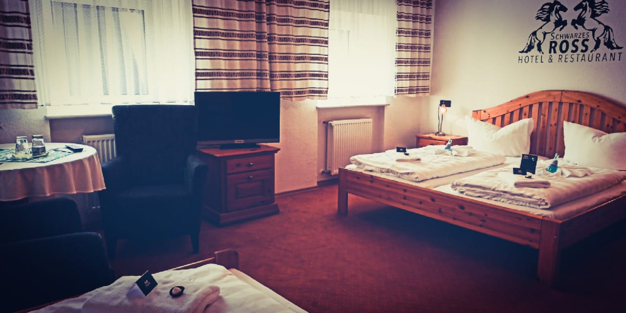 Zimmer Schwarzes Ross
