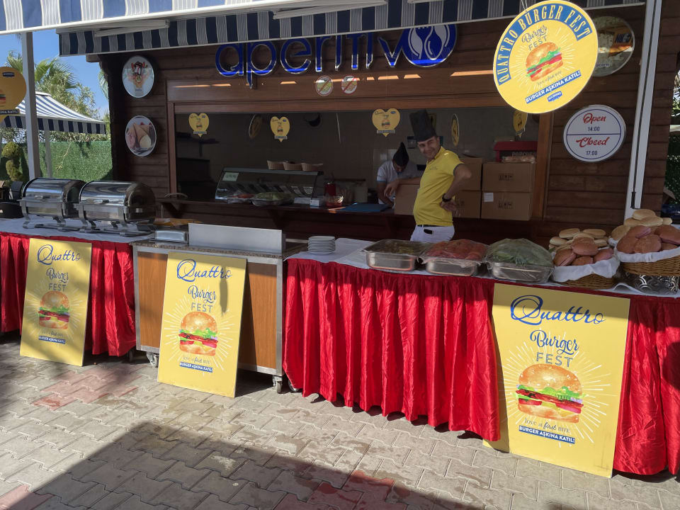 Gastro Quattro Beach Spa & Resort