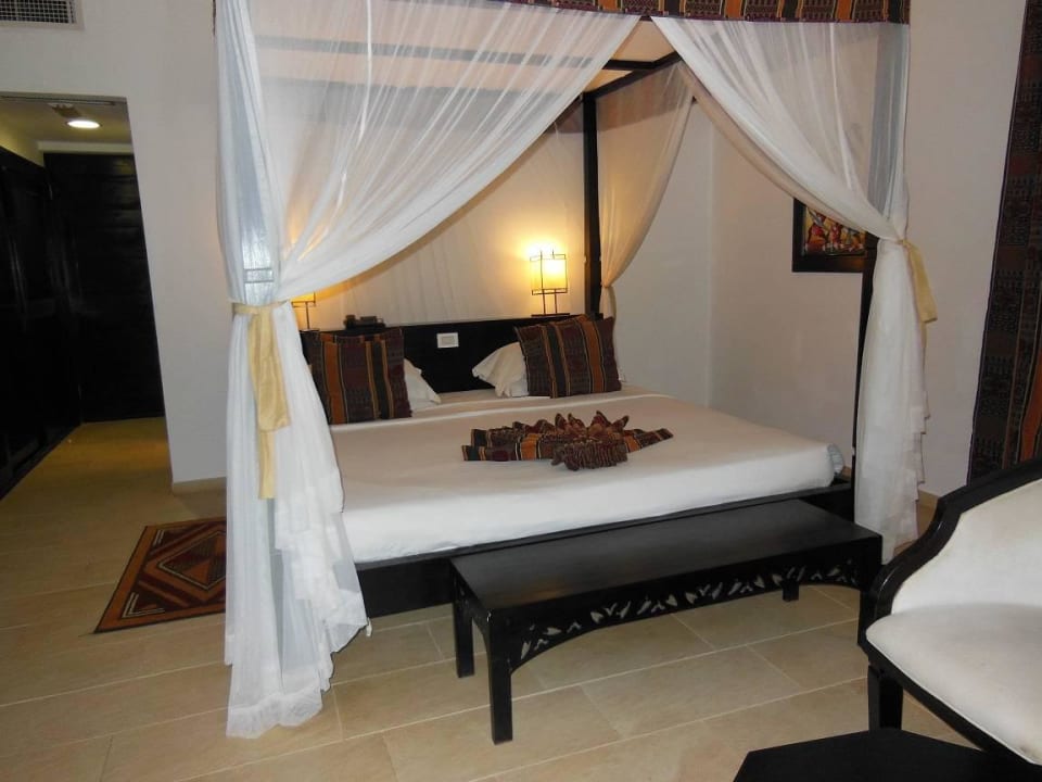 Bett TUI Blue Bahari Zanzibar