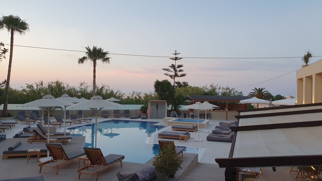 Pool Imperial Palace Adults Only