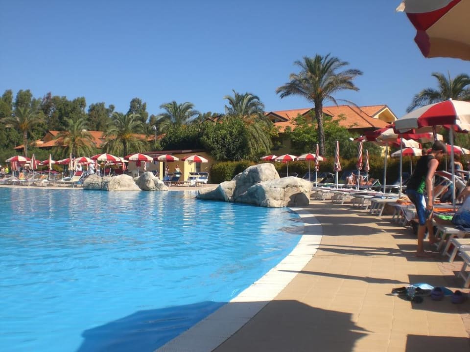 Riesiger Pool Falkensteiner Club Funimation Garden Calabria