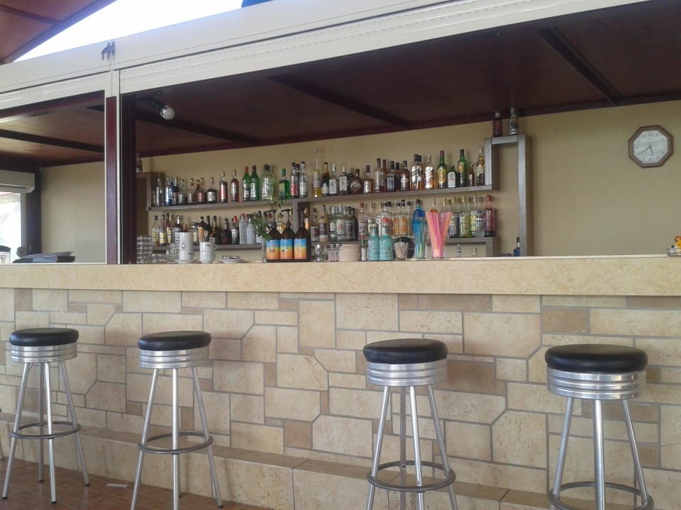 Beachbar Vantaris Luxury Beach Resort