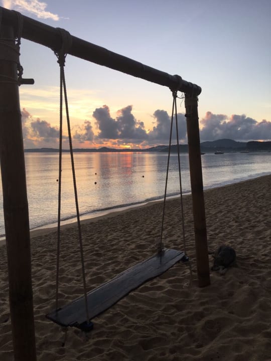 Strand Lawana Resort