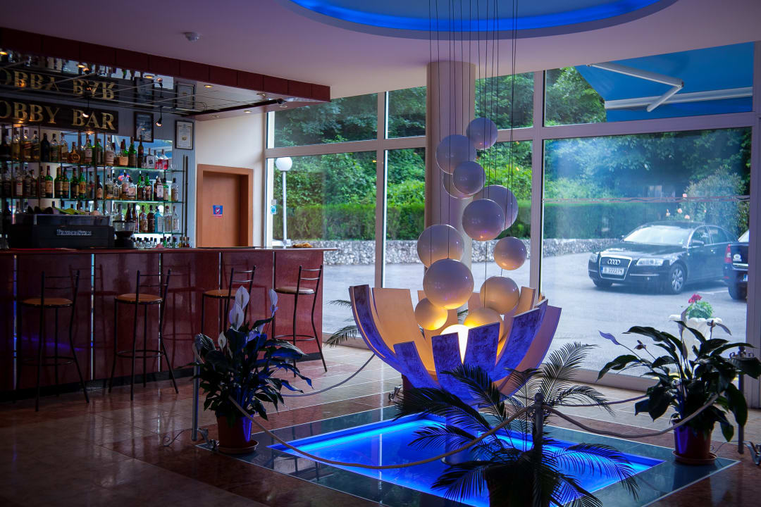 Lobby Hotel Perla