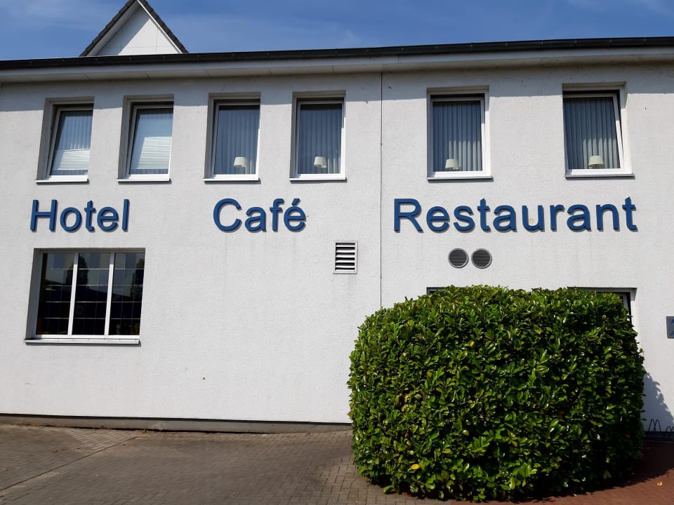 Außenansicht AKZENT Hotel Strandhalle