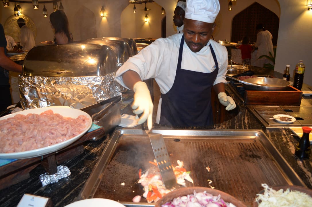 Jeden Abend gab es show-cooking Sultan Sands Island Resort & Spa