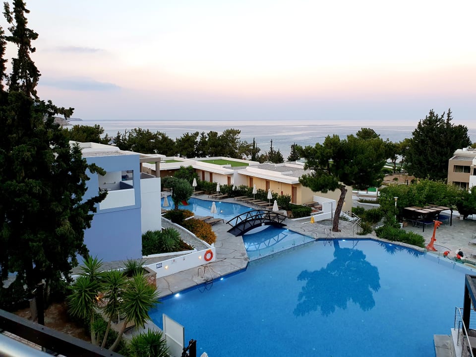 Ausblick alltoura Club Hotel Porto Angeli Beach Resort