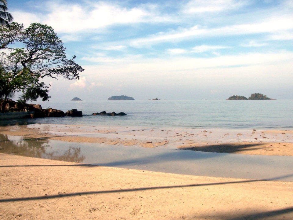 Ruhiger Strandabschnitt Hotel The Dewa Koh Chang