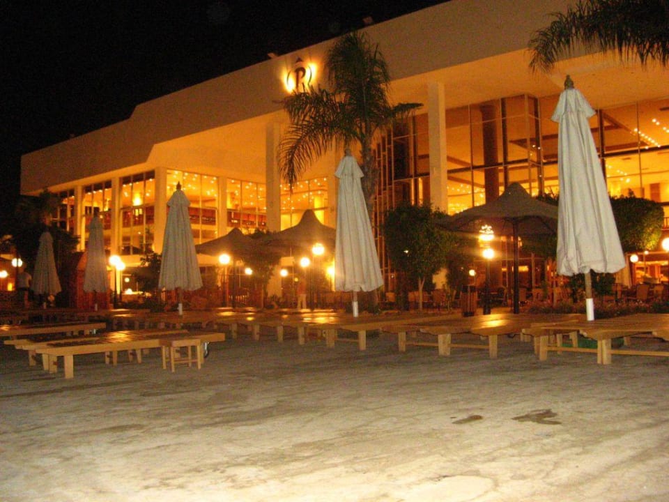 Pyramisa hotel by night V Hotel Sharm El Sheikh
