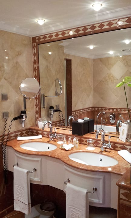 Badezimmer Althoff Grandhotel Schloss Bensberg