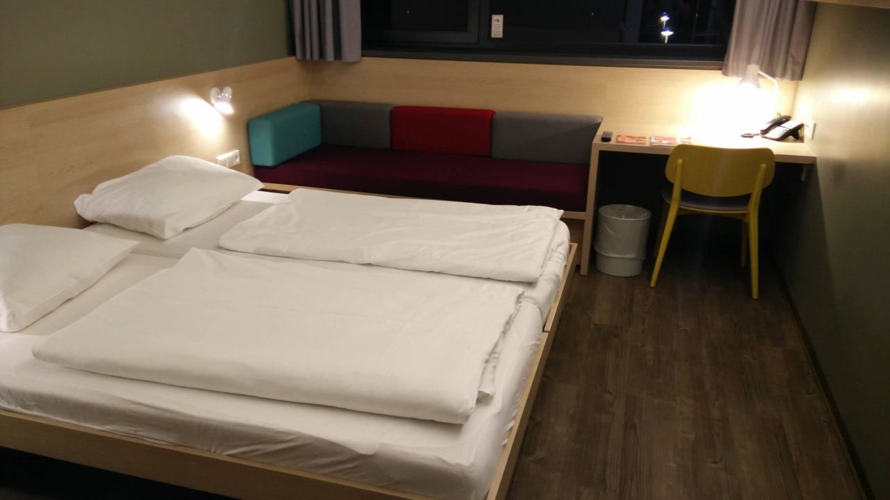 Pokój MEININGER Hotel Berlin Airport