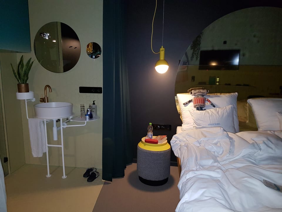 Zimmer 25hours Hotel The Circle