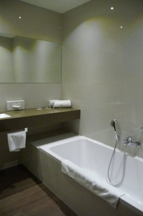 Badewanne Van der Valk Hotel Düsseldorf
