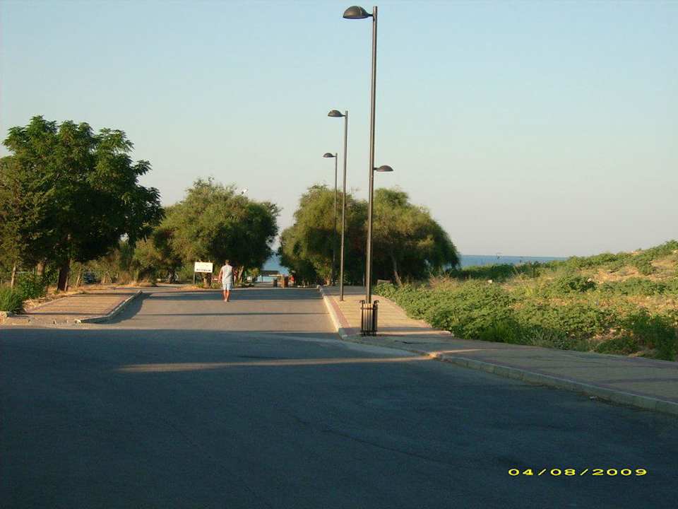 Weg zum Strand Grand Seker Hotel