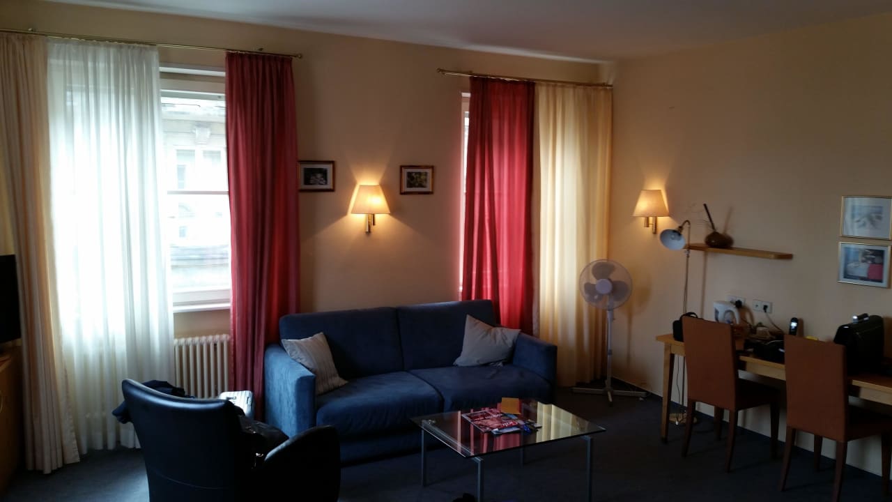 Zimmer 208 Hotel Kaiserhof Karlsruhe