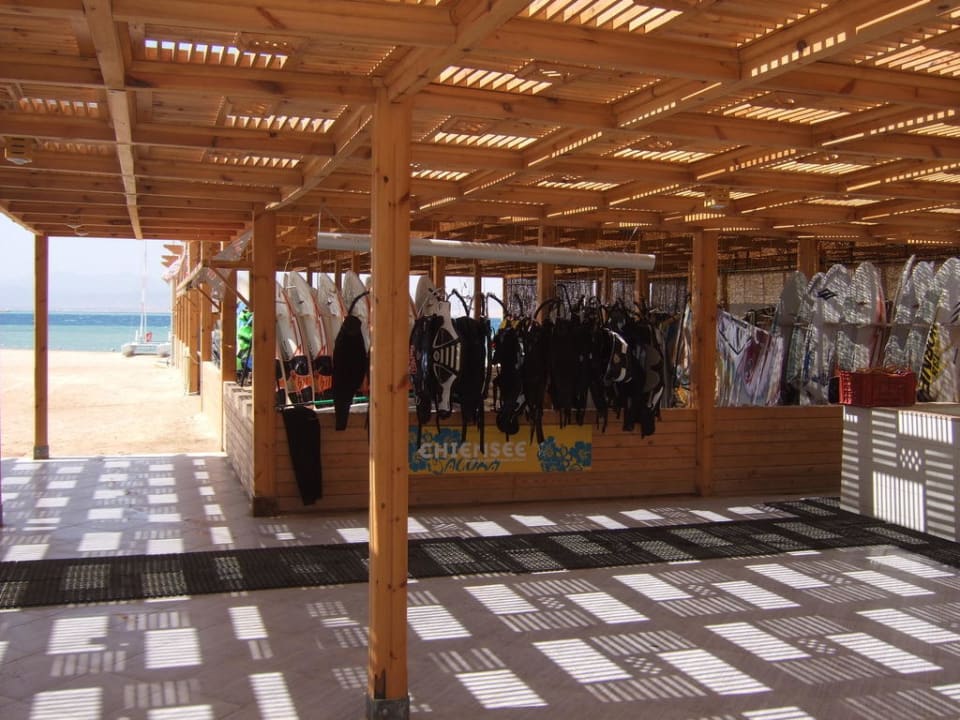 Surfstation ROBINSON SOMA BAY