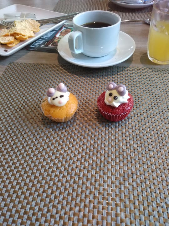 Gastro Woodlands Hotel & Resort