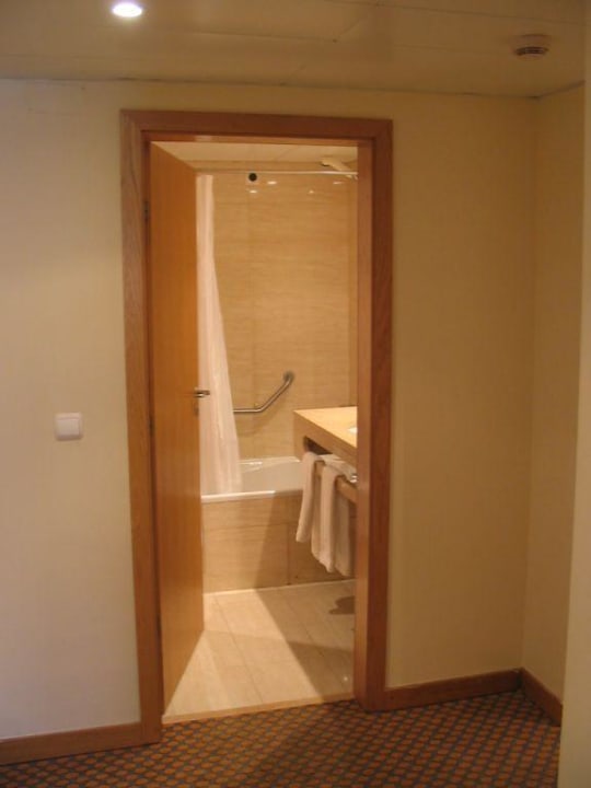 Eingang Bad Hotel Almirante