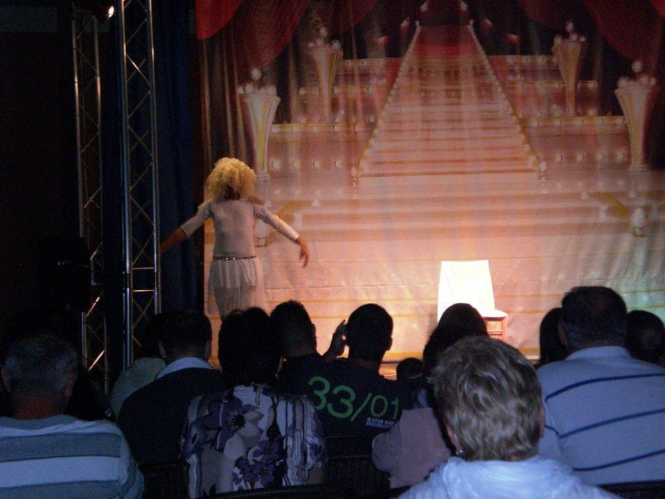 Abendaufführung Sol Luna Bay