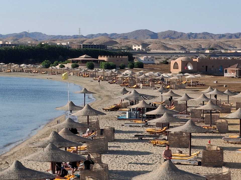 Strand Three Corners Equinox Beach Resort