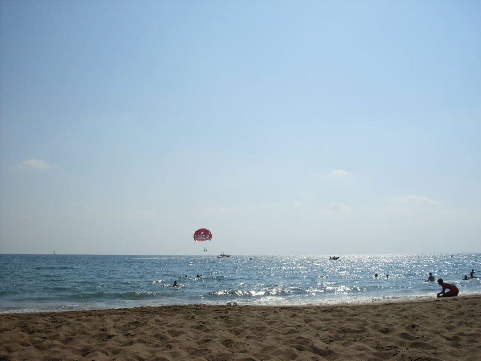 Strand New Garden Hotel Side