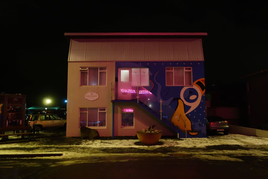 Spaßige Bemalung Guesthouse Keflavik