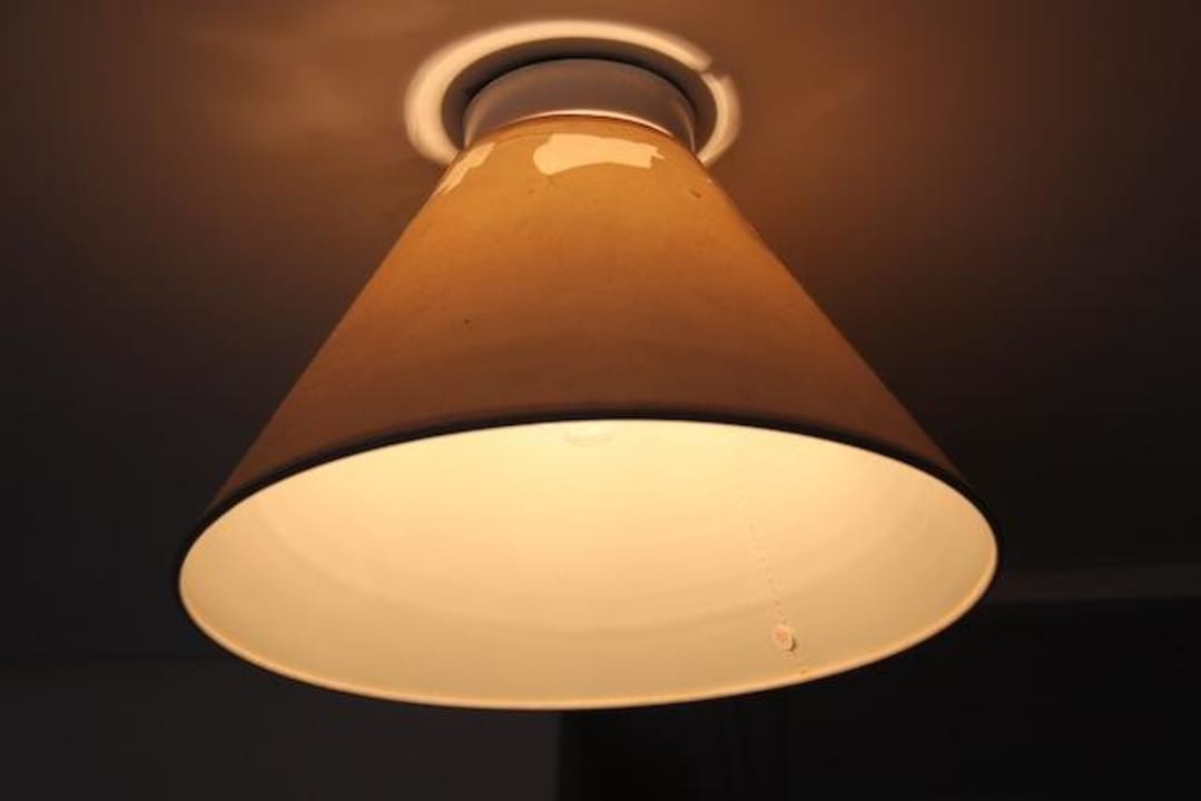 Zimmerlampe Hotel Euro Lodge Clapham