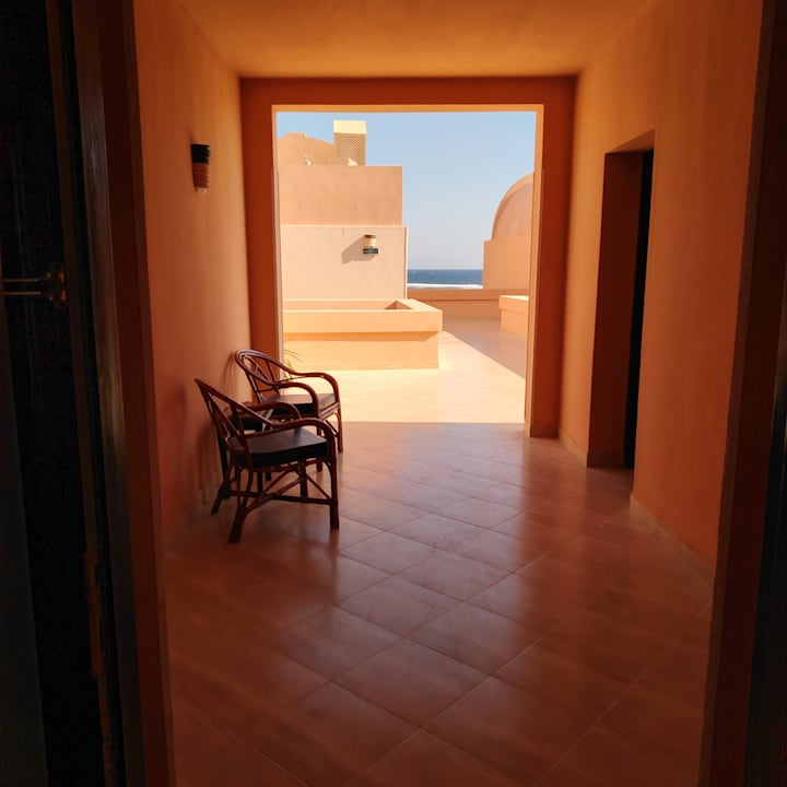 Zimmer Rohanou Beach Resort