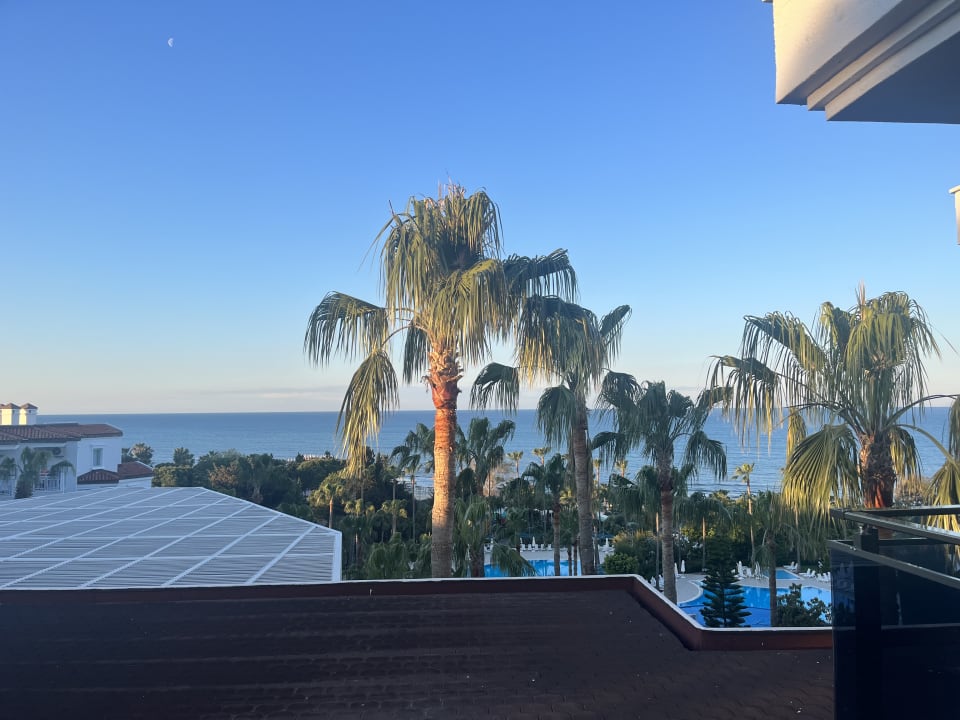 Ausblick Iz Flower Side Beach Hotel