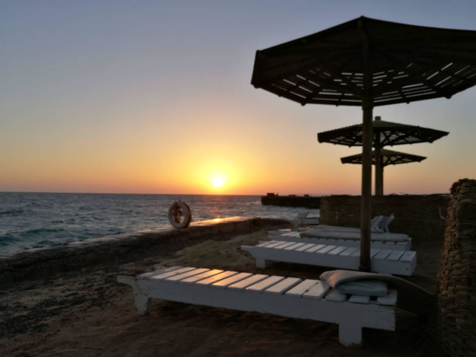 Sonnenaufgang (6:00 Uhr) Palm Beach Resort