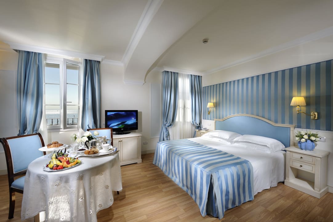Family Suite Hotel Italia Palace