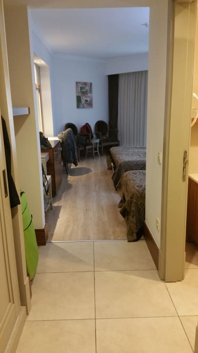 Zimmer Well Palace Side