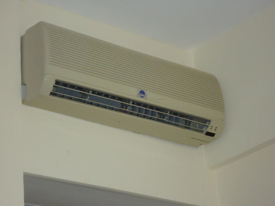 Klimaanlage Pernera Beach Hotel