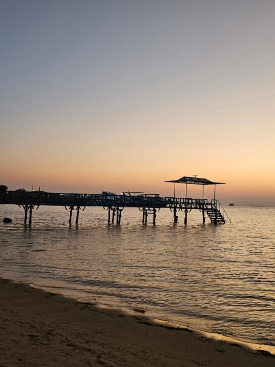 Strand Menaville Safaga