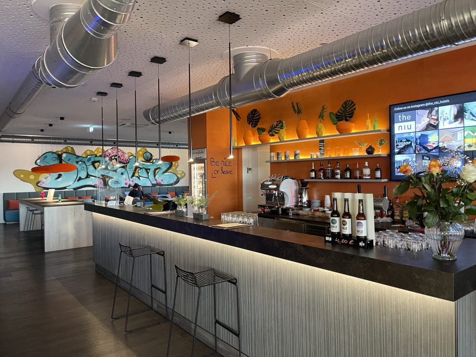 Gastro Holiday Inn - the niu, Hide Berlin Friedrichshain