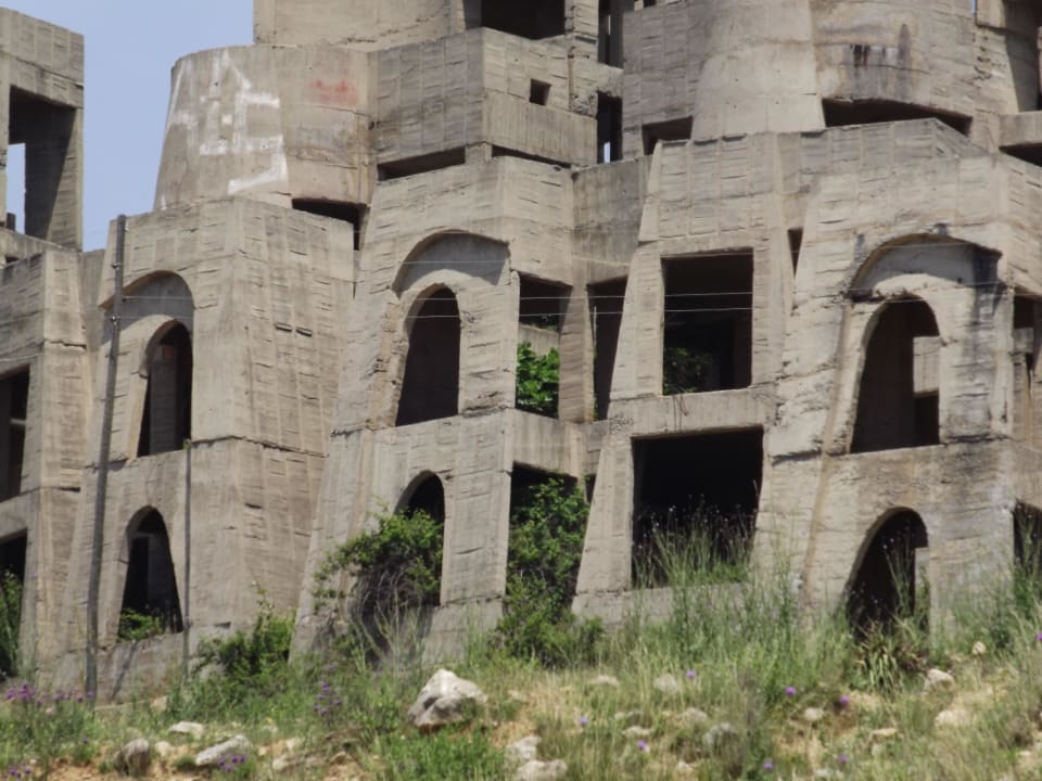 KEINE BAUSTELE sondern BAUROIENE Vikingen Infinity Resort & Spa