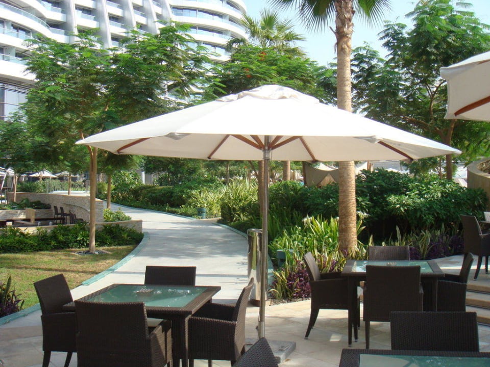 Poolrestaurant Address Downtown