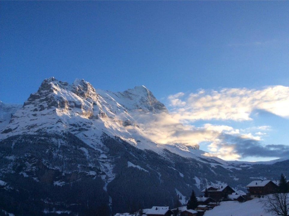 Aussicht vom Balkon Hotel Lauberhorn