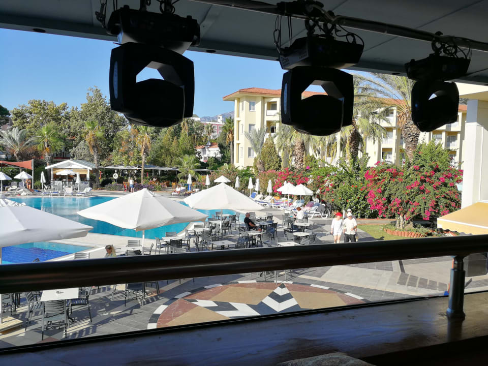 Pool Le Jardin Resort