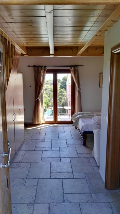 Juniorsuite im Steinhaus Almyros Villas Resort