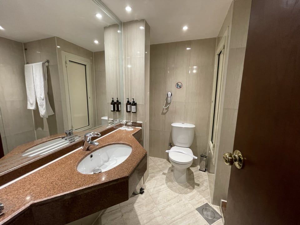 Zimmer SUNRISE Holidays Resort (Adults Only)