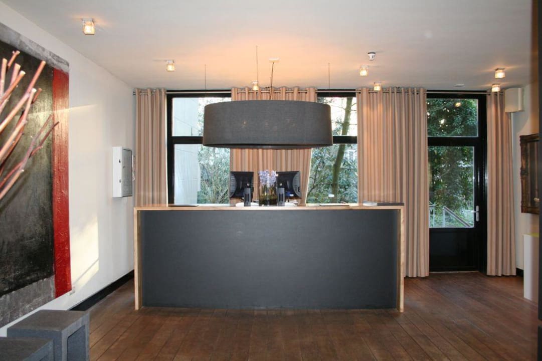 Rezeption Hotel Vondel
