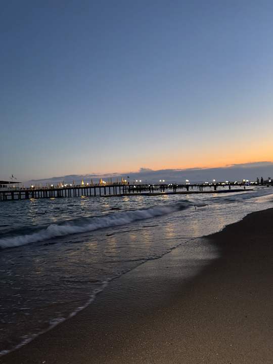 Strand Adalya Elite Lara