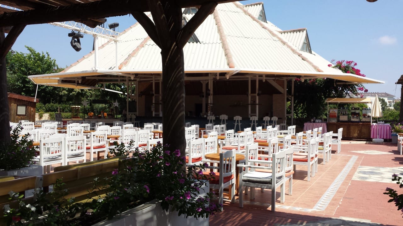 Pool Bar  Hotel Defne Garden