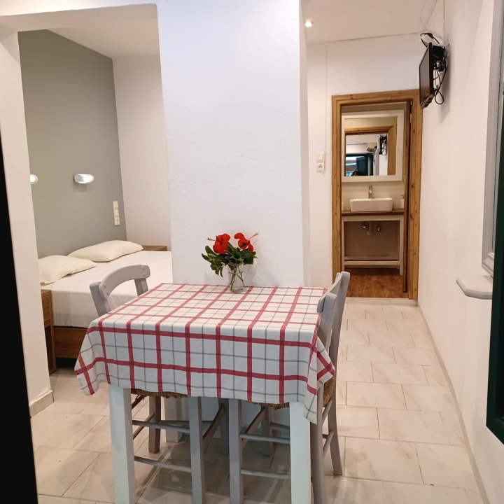 Zimmer Apartments und Studios Xenophon