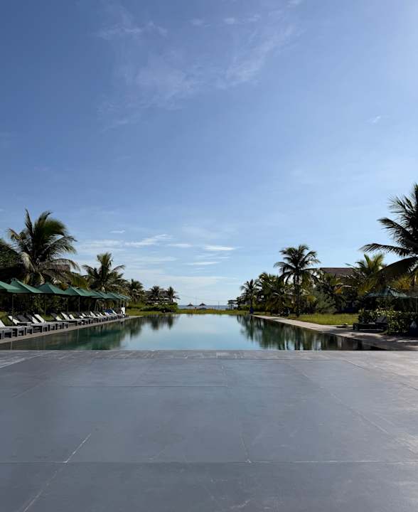 Pool ROBINSON NAM HOI AN