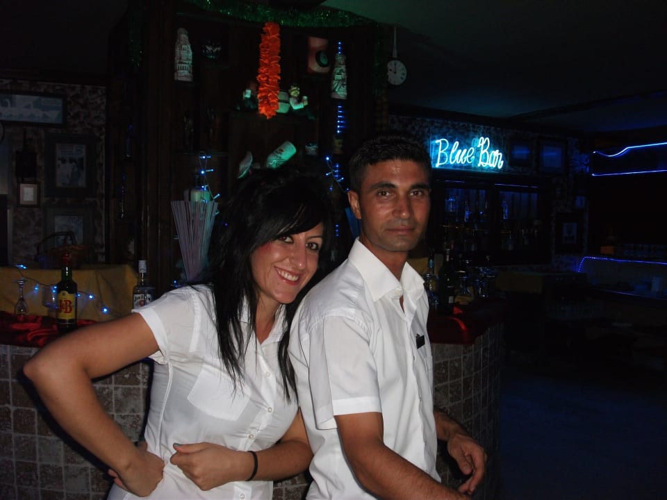 Die wunderbaren Mitarbeiter der Blue-Bar  Danke Hotel Royal Garden Beach