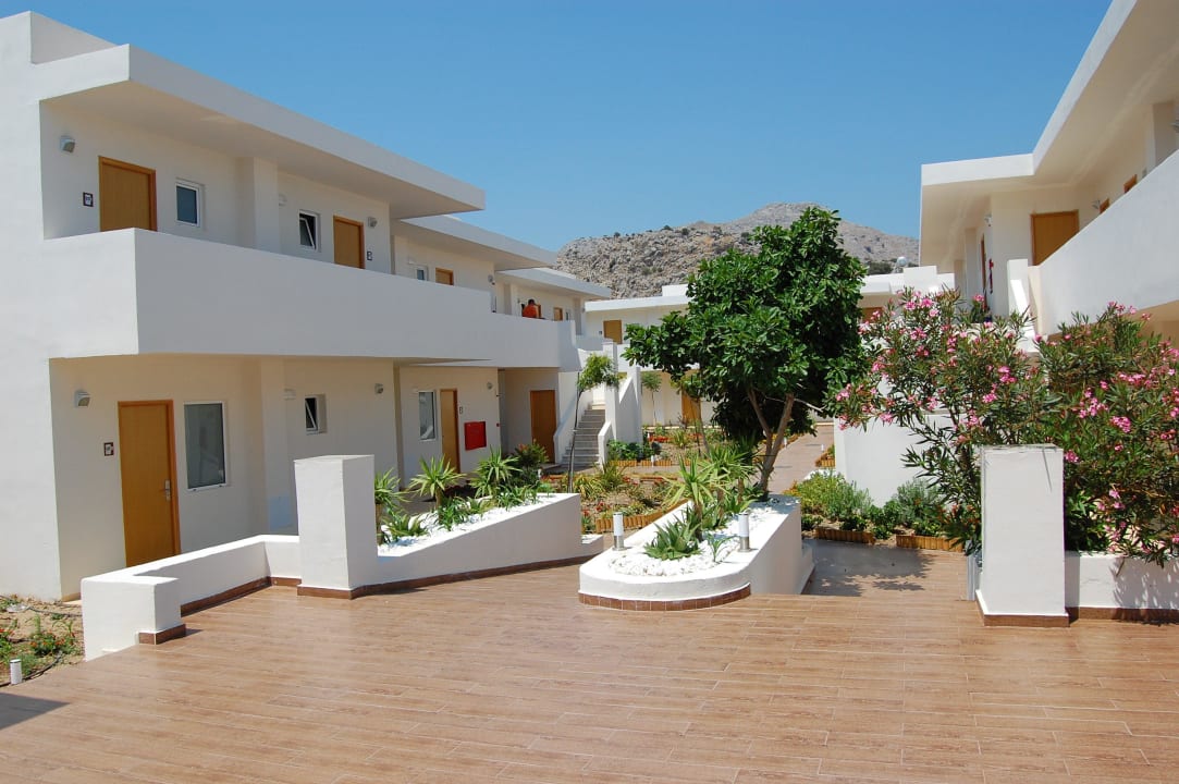 Teren hotelu Anavadia Hotel