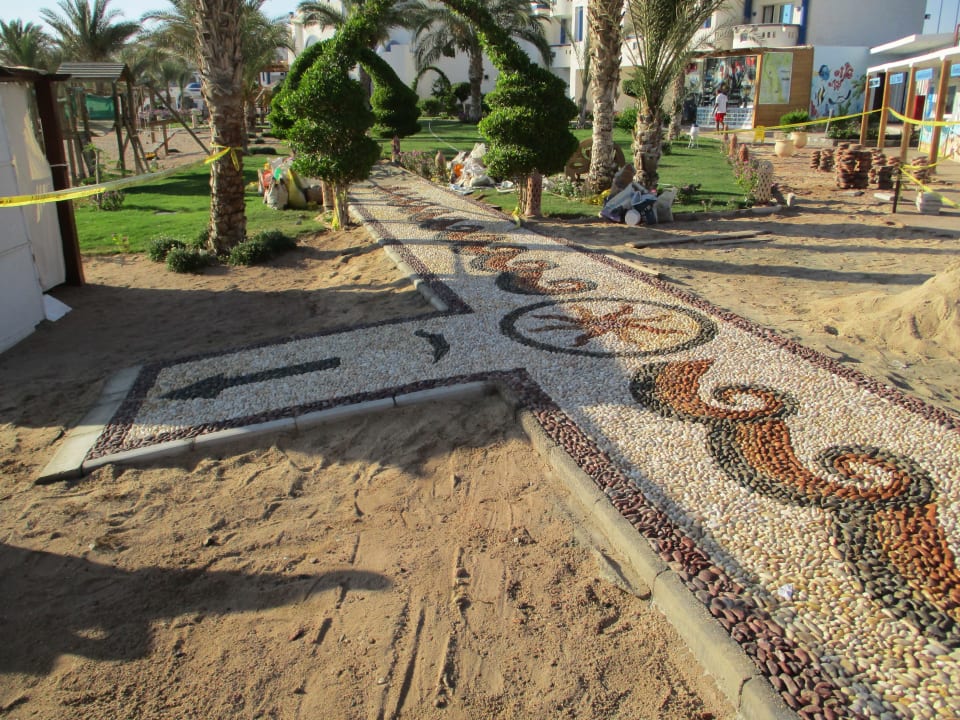 Gartenanlage Coral Sun Beach